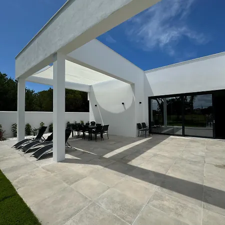 Poniente House Villa *